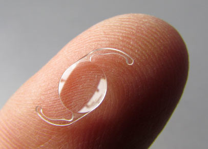 Contact lens on finger – Soroudi Advanced LASIK & Eye Centers Los Angeles